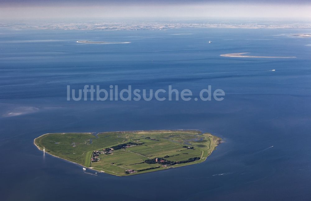 Luftaufnahme Insel Neuwerk - Küstenbereich der Nordsee - Insel Neuwerk im Bundesland Niedersachsen, Deutschland