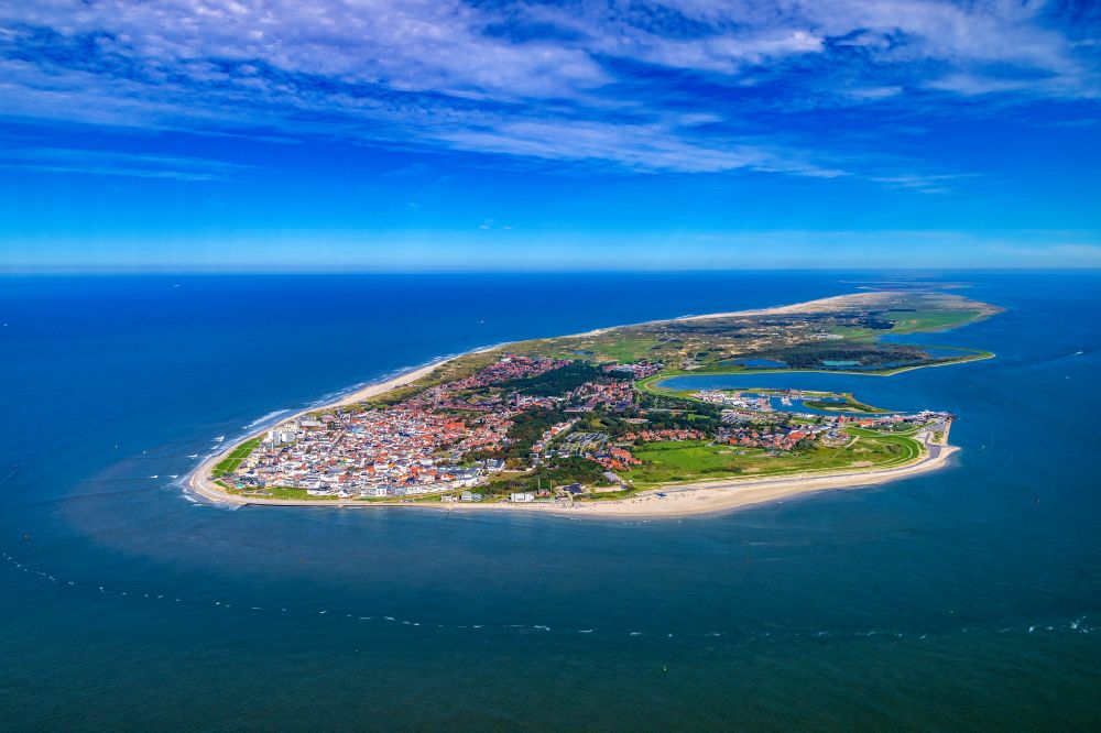 Luftbild Norderney - Küstenbereich der Nordsee - Insel in Norderney im Bundesland Niedersachsen, Deutschland