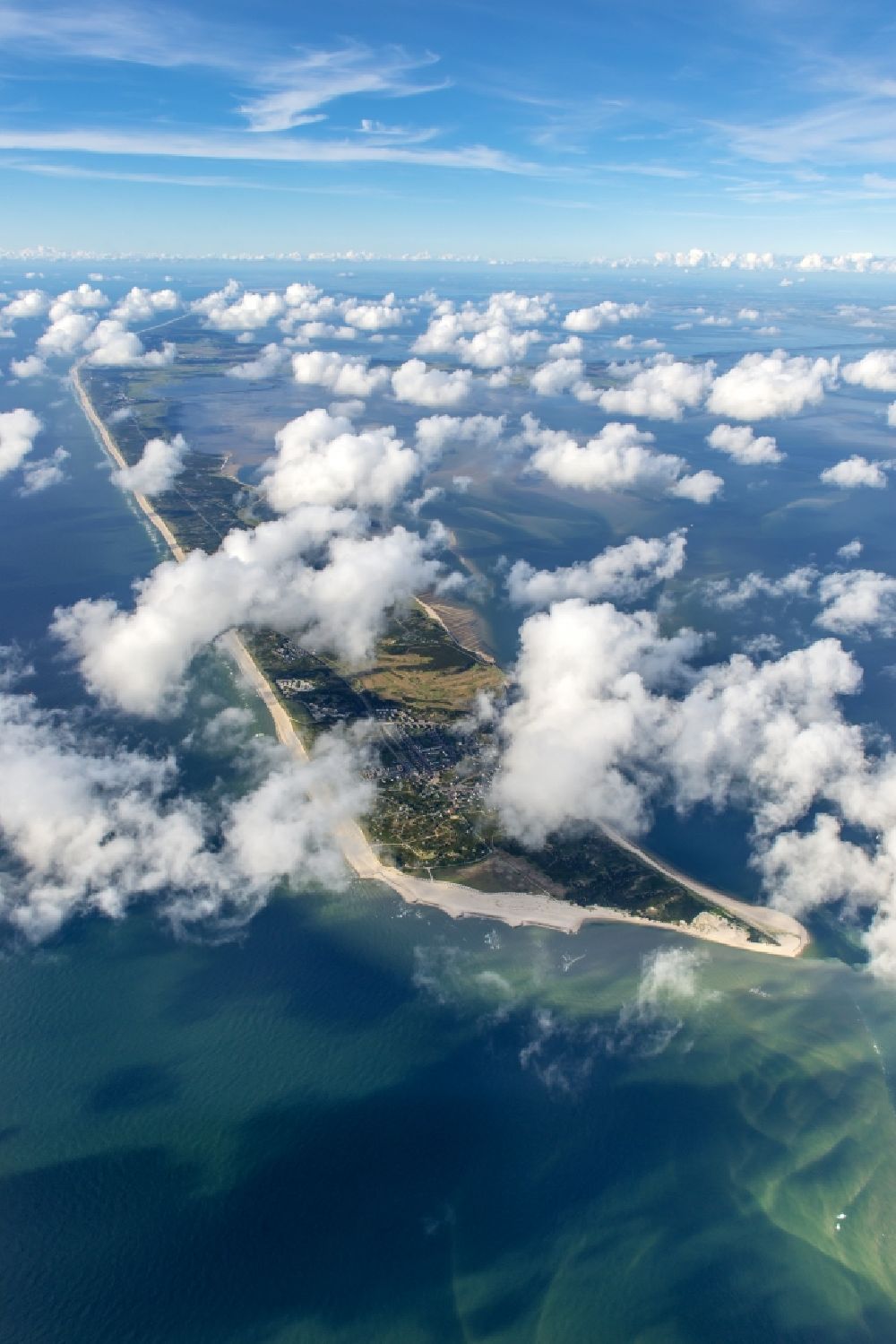 Luftaufnahme Hörnum (Sylt) - Küstenbereich der Nordsee - Insel in Sylt im Bundesland Schleswig-Holstein