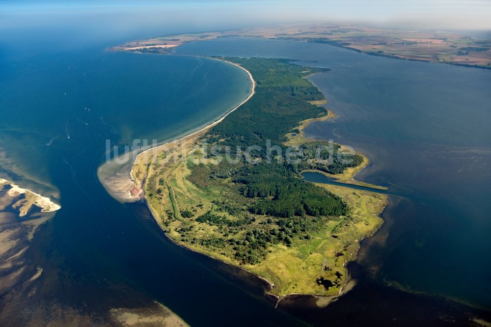 Dranske von oben - Küstenbereich der Ostsee in Dranske im Bundesland Mecklenburg-Vorpommern