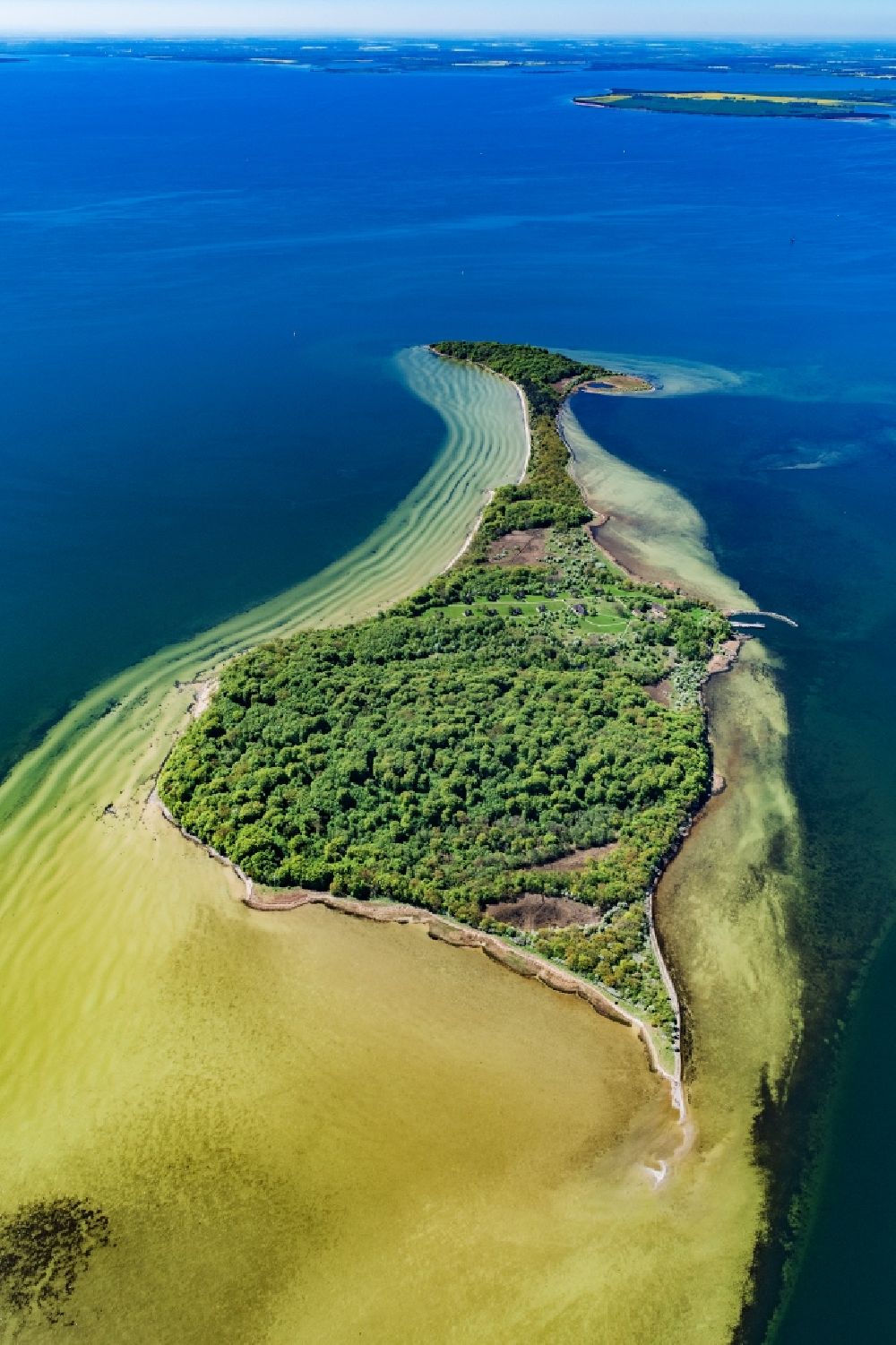 Luftbild Putbus - Küstenbereich der Ostsee - Insel Vilm in Putbus im Bundesland Mecklenburg-Vorpommern, Deutschland