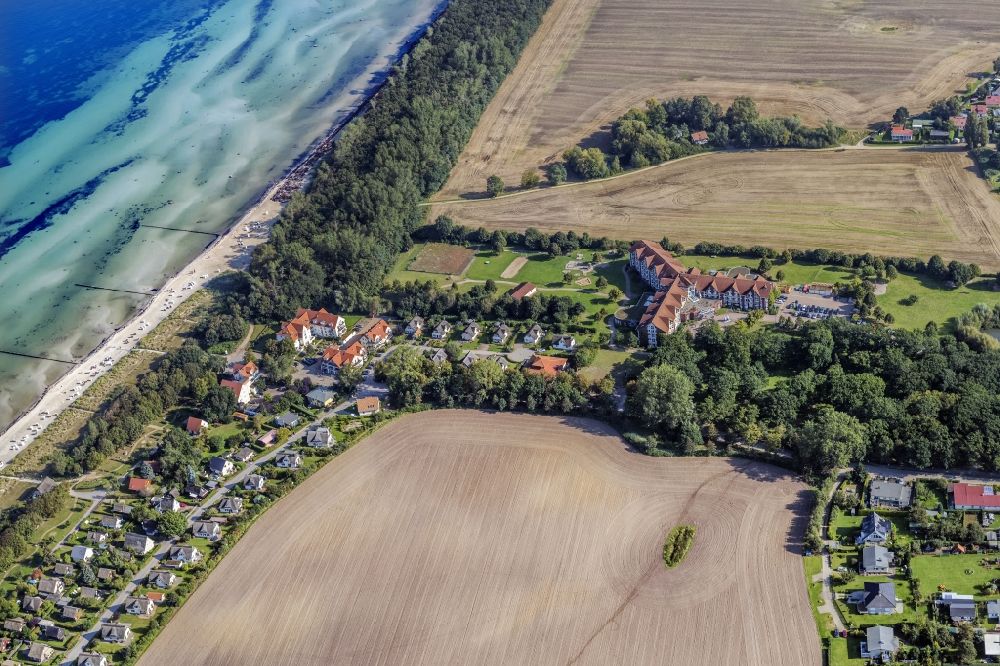 Insel Poel aus der Vogelperspektive: Küstenbereich der Poel Kaltenhof - Insel in Insel Poel im Bundesland Mecklenburg-Vorpommern