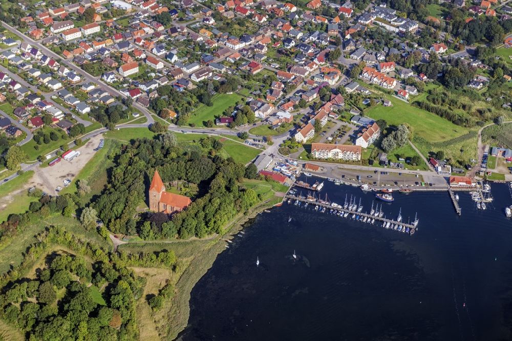 Luftbild Insel Poel - Küstenbereich der Poel Kirchdorf - Insel in Insel Poel im Bundesland Mecklenburg-Vorpommern
