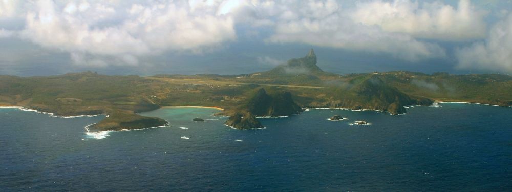 Moorea von oben - Küstenbereich der Südpazifik- Ozean - Insel Moorea in Îles du Vent, Französisch-Polynesien