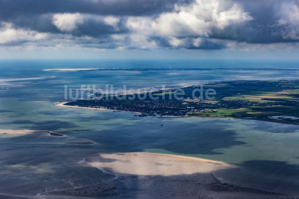 Luftaufnahme Föhr - Küstenbereich der Nordsee - Insel in Föhr im nordfriesischen Wattenmeer im Bundesland Schleswig-Holstein