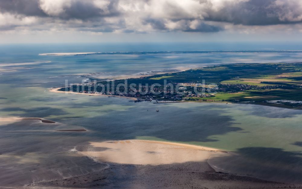 Föhr von oben - Küstenbereich der Nordsee - Insel in Föhr im nordfriesischen Wattenmeer im Bundesland Schleswig-Holstein