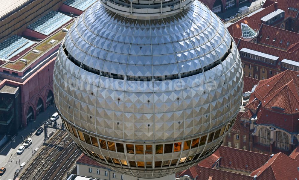 Luftbild Berlin - Kugel des Fernsehturm in Berlin, Deutschland