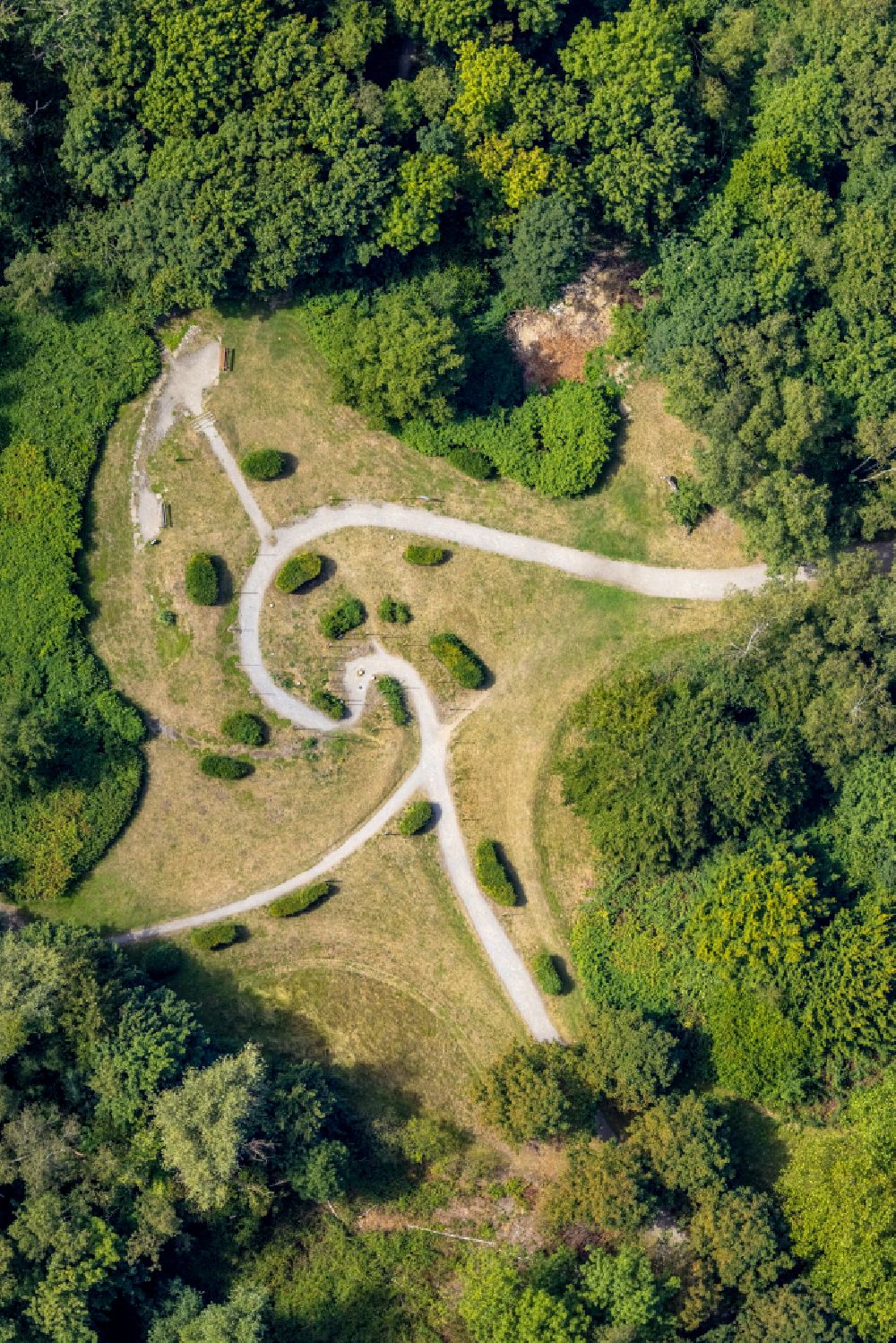 Luftaufnahme Bottrop - Kurvenverlauf einer Wegführung in Bottrop im Bundesland Nordrhein-Westfalen