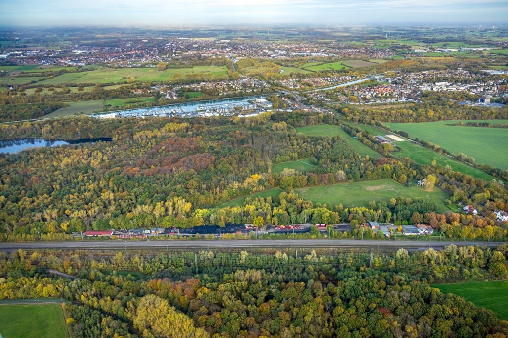 Luftbild Bergkamen - Lagerfläche für Altreifen im Gewerbegebiet in Bergkamen im Bundesland Nordrhein-Westfalen, Deutschland