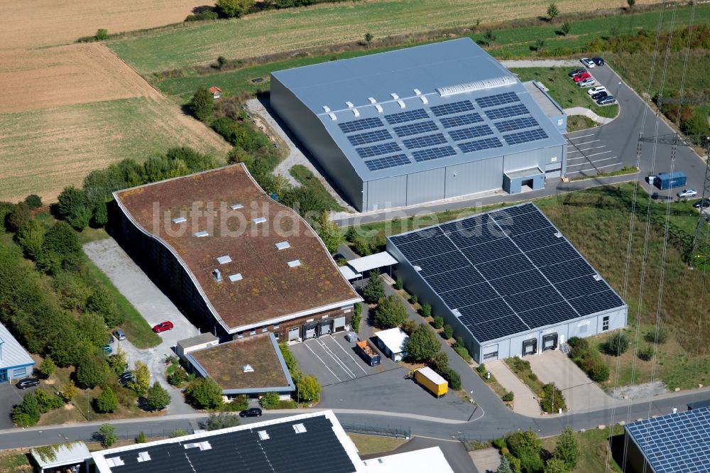 Luftaufnahme Grünsfeld - Lagerhallen und Speditionsgebäude der NATURATA Logistik eG am Waltersberg in Grünsfeld im Bundesland Baden-Württemberg, Deutschland