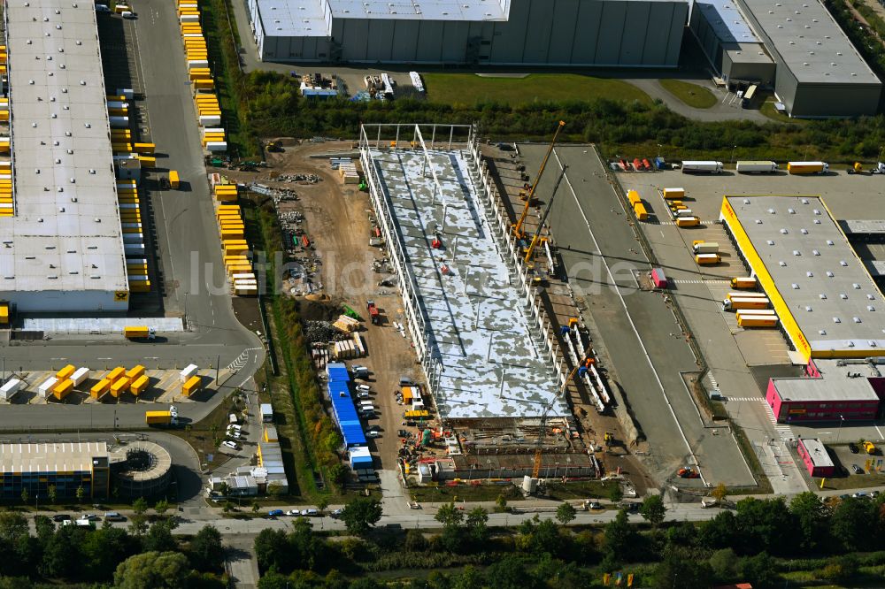 Luftbild Hamburg - Lagerhallen und Speditionsgebäude - Neubau der DHL Paket GmbH in Hamburg, Deutschland