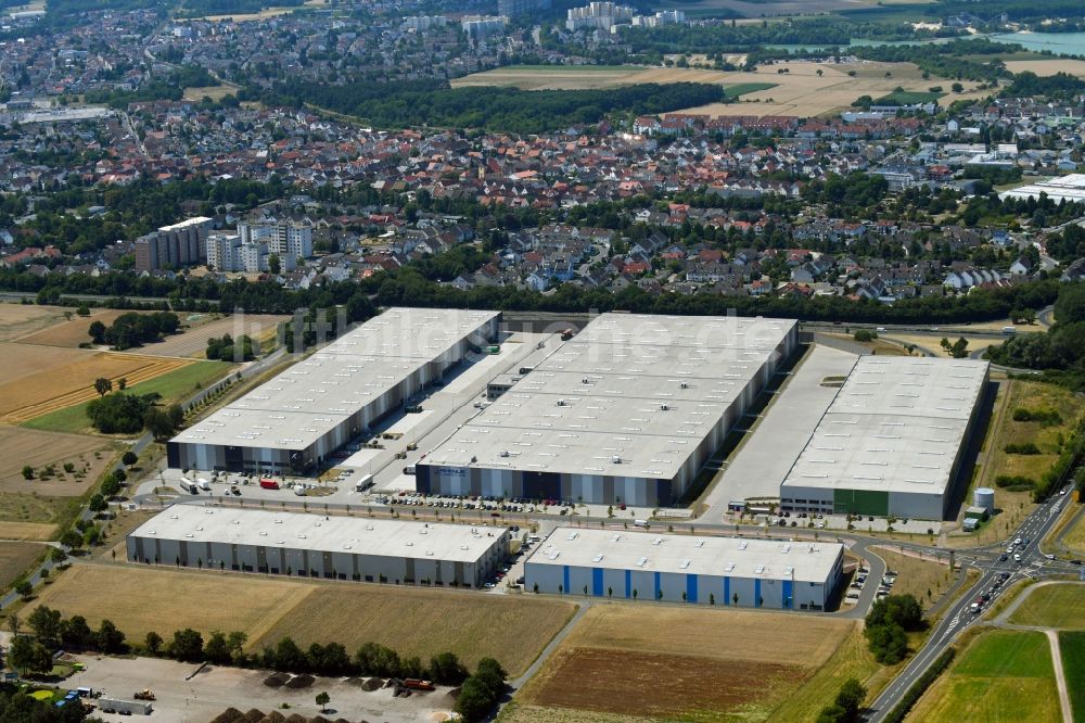 Rodgau von oben - Lagerhallen und Speditionsgebäude der Rhenus SE & Co. KG in Rodgau im Bundesland Hessen, Deutschland