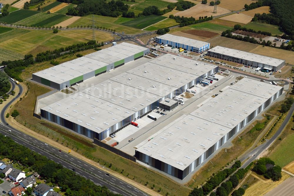 Luftaufnahme Rodgau - Lagerhallen und Speditionsgebäude der Rhenus SE & Co. KG in Rodgau im Bundesland Hessen, Deutschland