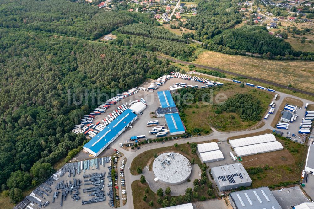 Slubice aus der Vogelperspektive: Lagerhallen und Speditionsgebäude Trans Logistyka in Slubice in Lubuskie Lebus, Polen