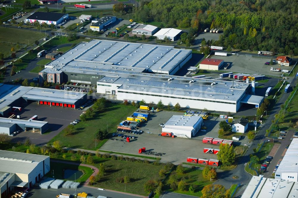 Luftaufnahme Burg - Lagerhallen und Speditionsgebäude der Tricor Packaging & Logistics AG in Burg im Bundesland Sachsen-Anhalt, Deutschland