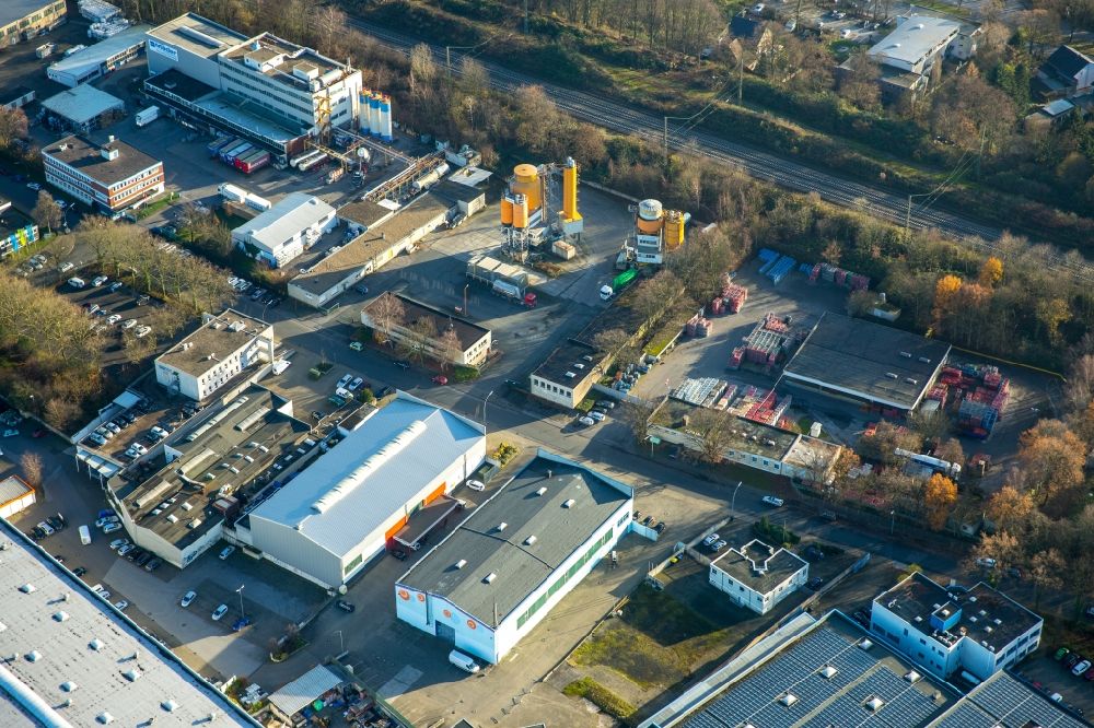 Luftbild Gelsenkirchen - Lagerhauskomplex- Gebäude der Mäder Aqualack AG im Gewerbegebiet in Gelsenkirchen - Scholven im Bundesland Nordrhein-Westfalen