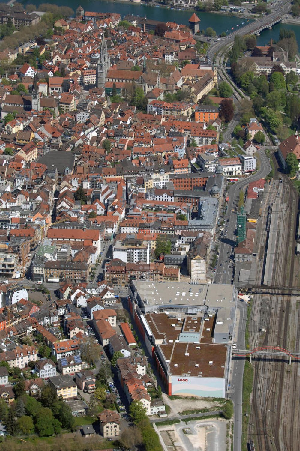 Luftaufnahme KONSTANZ - LAGO Einkaufscenter in Konstanz