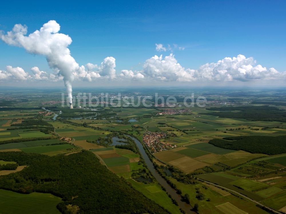 Grafenrheinfeld aus der Vogelperspektive: Landschaft und Kernkraftwerk in Grafenrheinfeld im Bundesland Bayern
