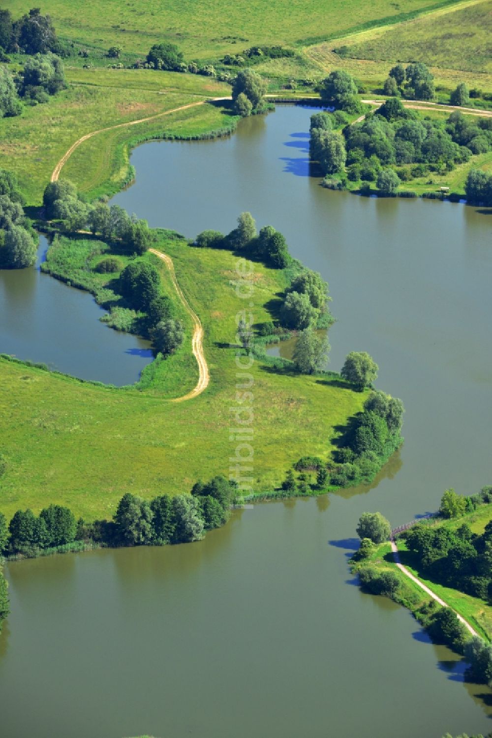 Luftbild Oberkrämer - Landschaft am Mühlensee bei dem Ortsteil Vehlefanz der Gemeinde Oberkrämer in Brandenburg