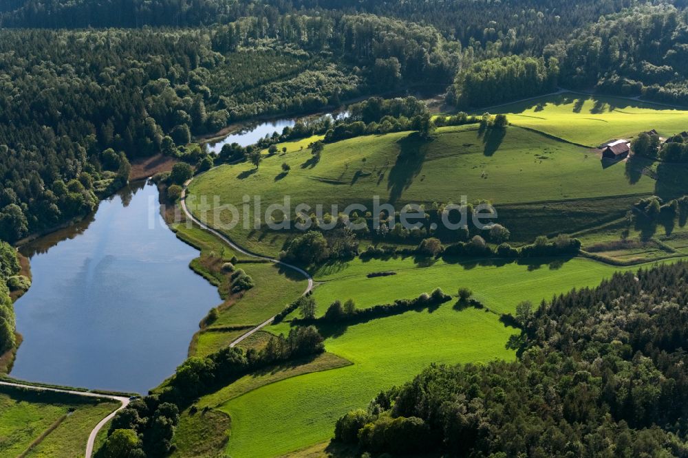Luftbild Salem - Landschaft mit Wassergebiet von Bifangweiher und Killenweiher in Salem im Bundesland Baden-Württemberg, Deutschland