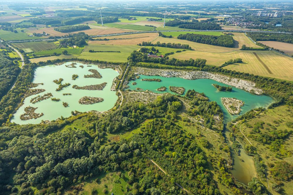 Luftbild Beckum - Landschaftsschutzgebiet Dyckerhoffsee - Blaue Lagune in Beckum im Bundesland Nordrhein-Westfalen, Deutschland