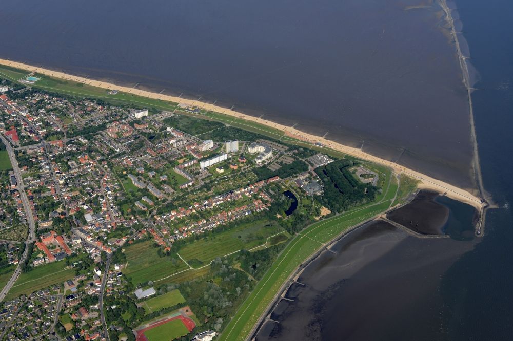 Luftaufnahme Cuxhaven - Landspitze an der Elbmündung im Kurviertel Döse in Cuxhaven im Bundesland Niedersachsen