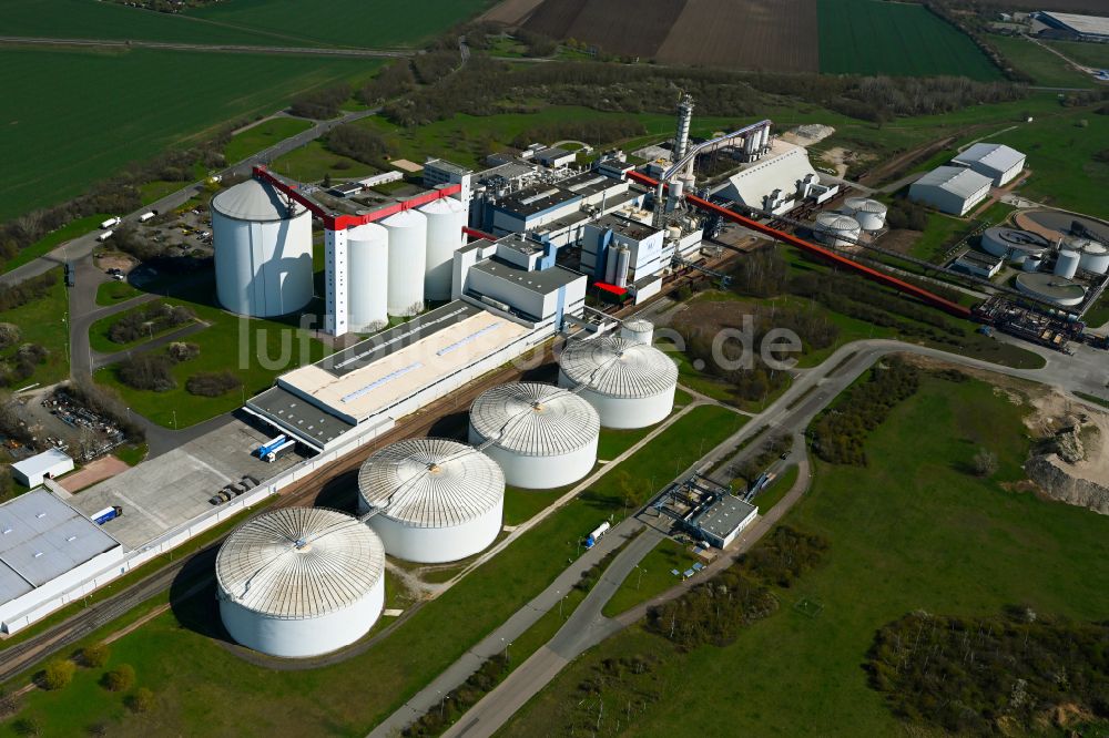 Luftbild Könnern - Lebensmittel- Hersteller und Zuckerfabrik in Könnern im Bundesland Sachsen-Anhalt, Deutschland
