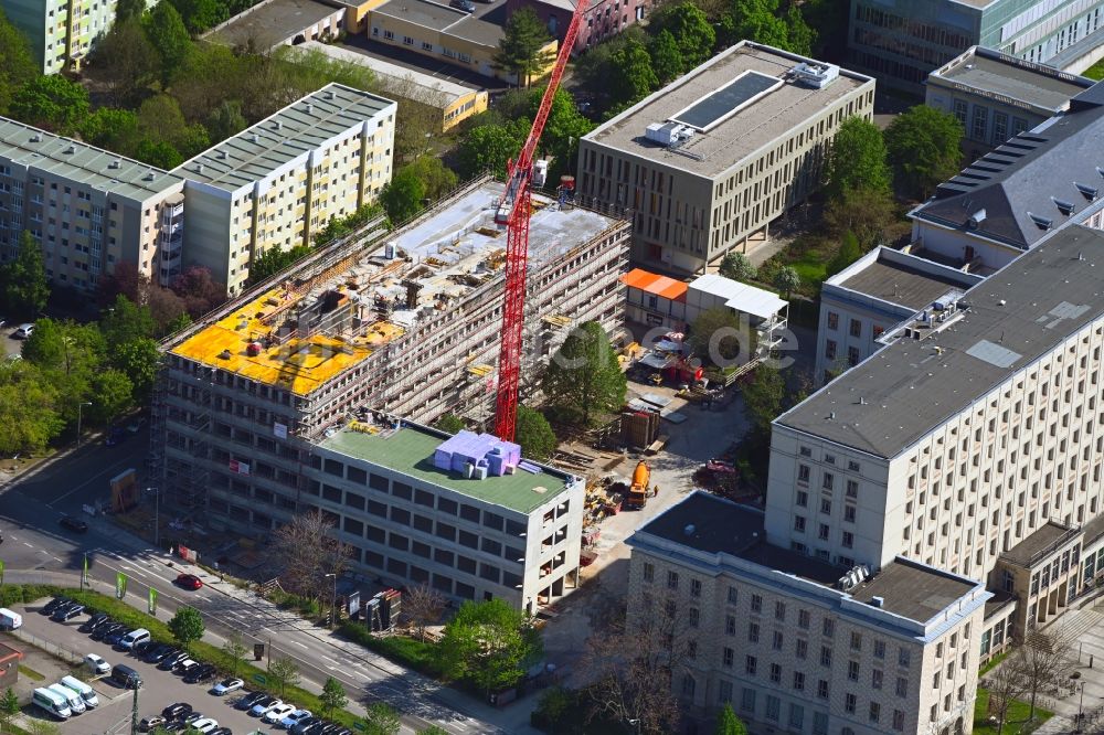 Dresden aus der Vogelperspektive: Lehr- und Laborgebäude- Neubau der Hochschule HTW in Dresden im Bundesland Sachsen
