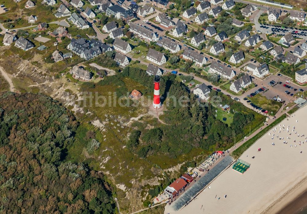 Luftaufnahme Hörnum (Sylt) - Leuchtturm als historisches Seefahrtszeichen in Hörnum (Sylt) im Bundesland Schleswig-Holstein, Deutschland