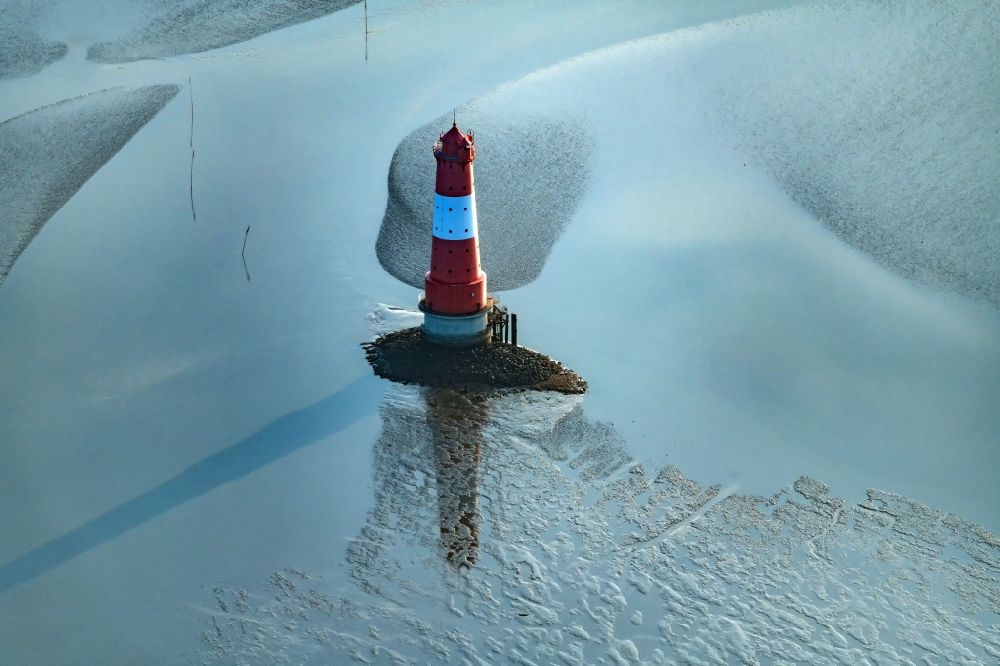 Wilhelmshaven von oben - Leuchtturm Arngast ein Seefahrtzeichen im Jadebusen Südlich von Wilhelmshaven in Niedersachsen, Deutschland