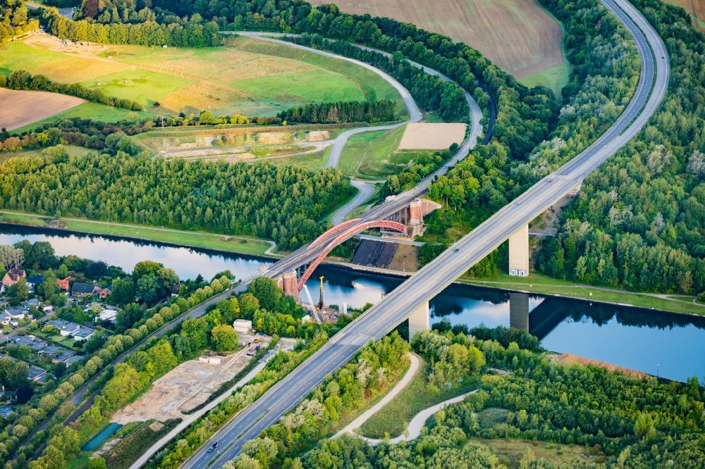 Kiel von oben - Levensauer Hochbrücke im Norden von Kiel im Bundesland Schleswig-Holstein