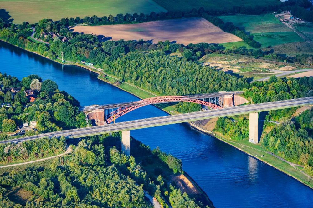 Luftbild Kiel - Levensauer Hochbrücke im Norden von Kiel im Bundesland Schleswig-Holstein