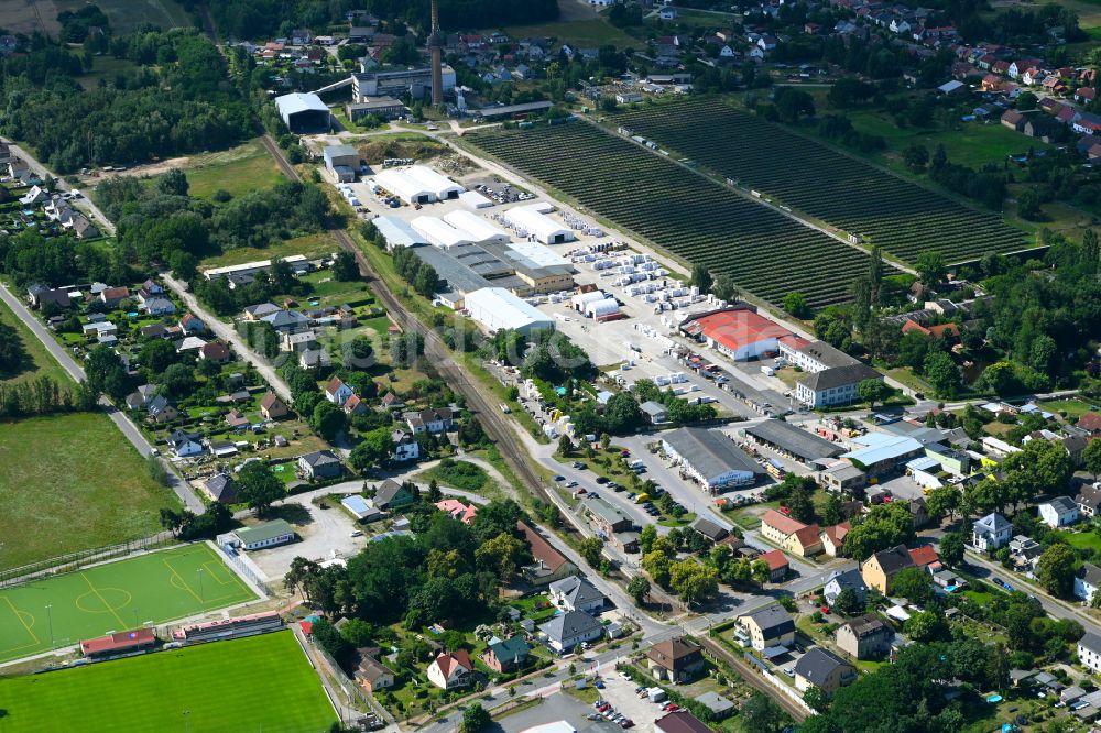 Luftbild Klosterfelde - Ländliches Industrie- und Gewerbegebiet in Klosterfelde im Bundesland Brandenburg, Deutschland