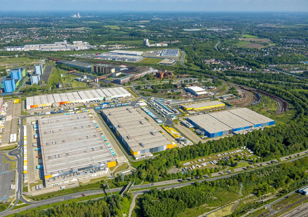 Dortmund von oben - Logistikzentrum des Internethändlers Amazon in Dortmund im Bundesland Nordrhein-Westfalen