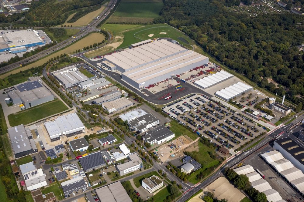 Krefeld von oben - Logistikzentrum der Siemens Real Estate an der Duisburger Straße in Krefeld im Bundesland Nordrhein-Westfalen