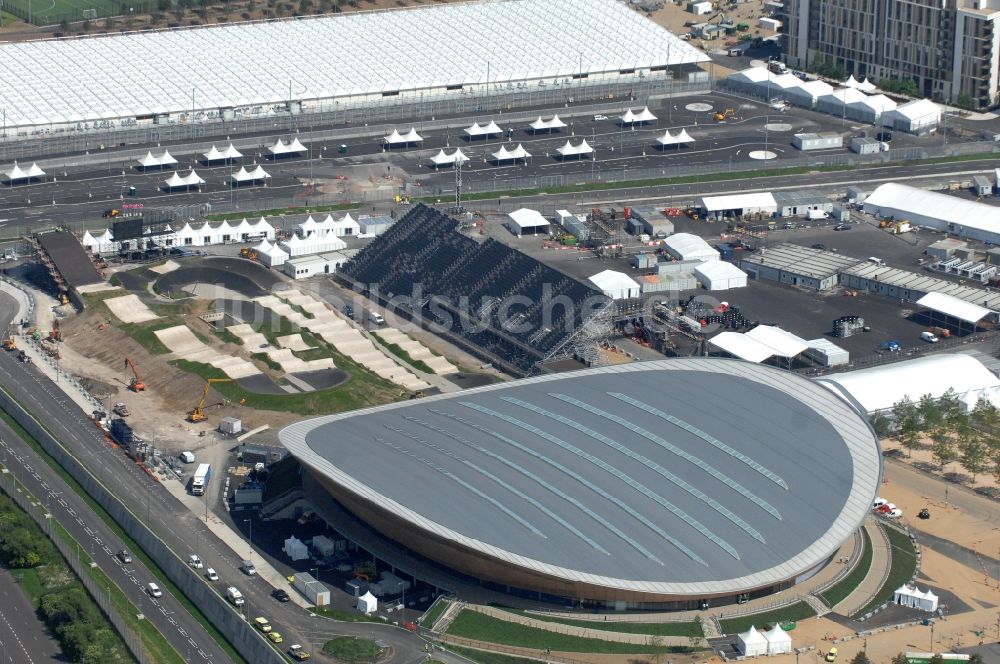 Luftaufnahme London - London Velopark im Olympiapark und ein Austragungsort der Olympischen Spiele 2012