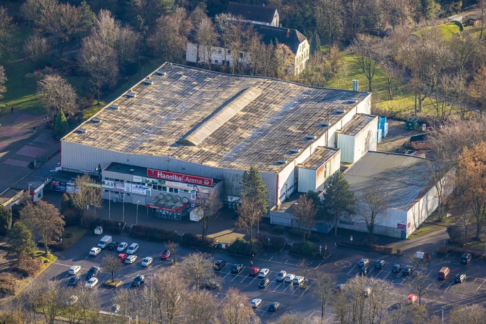 Luftbild Herne - Luftbild der Gysenberg Eissporthalle im Gysenbergpark des Herner Eissport-Verein in Herne im Bundesland Nordrhein-Westfalen, Deutschland