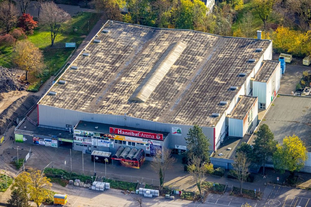 Herne von oben - Luftbild der Gysenberg Eissporthalle im Gysenbergpark des Herner Eissport-Verein in Herne im Bundesland Nordrhein-Westfalen, Deutschland
