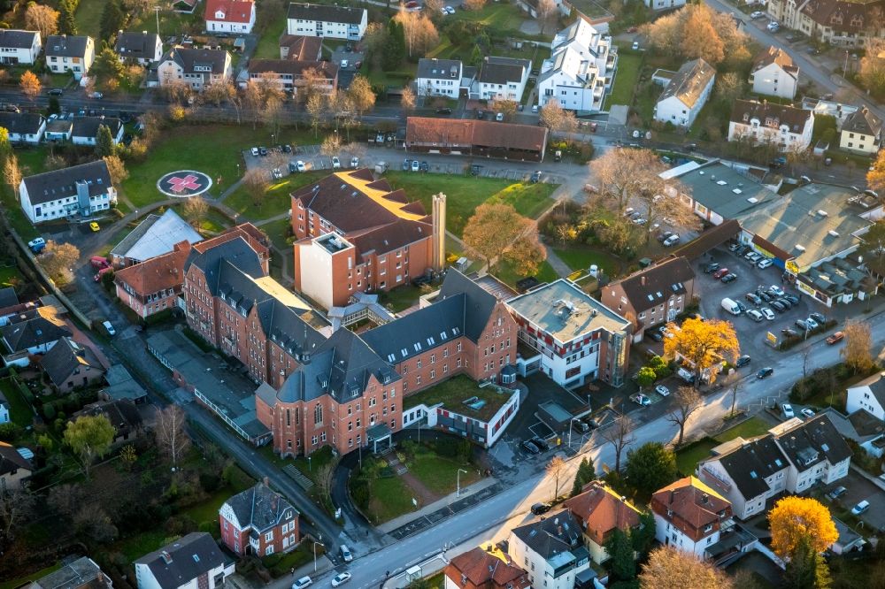 Werl aus der Vogelperspektive: Luftbild vom Klinikgelände des Krankenhauses Mariannen-Hospital in Werl im Bundesland Nordrhein-Westfalen, Deutschland