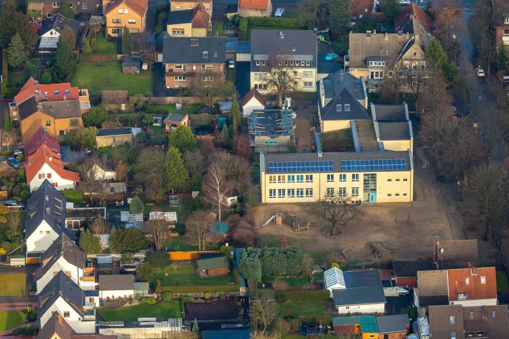 Luftaufnahme Haltern am See - Luftbild vom Schulgebäude der Heideschule Flaesheim / Hullern in Haltern am See im Bundesland Nordrhein-Westfalen, Deutschland