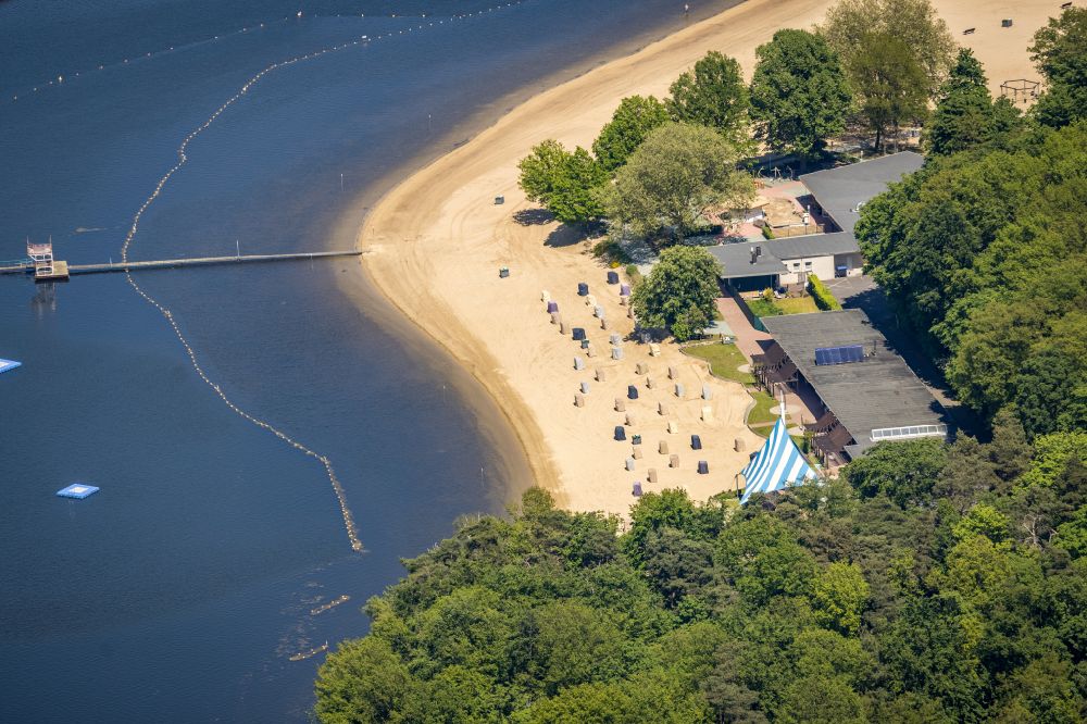 Luftaufnahme Haltern am See - Luftbild vom Uferbereiche am Sandstrand des Freibades Seebad Haltern in Haltern am See im Bundesland Nordrhein-Westfalen, Deutschland
