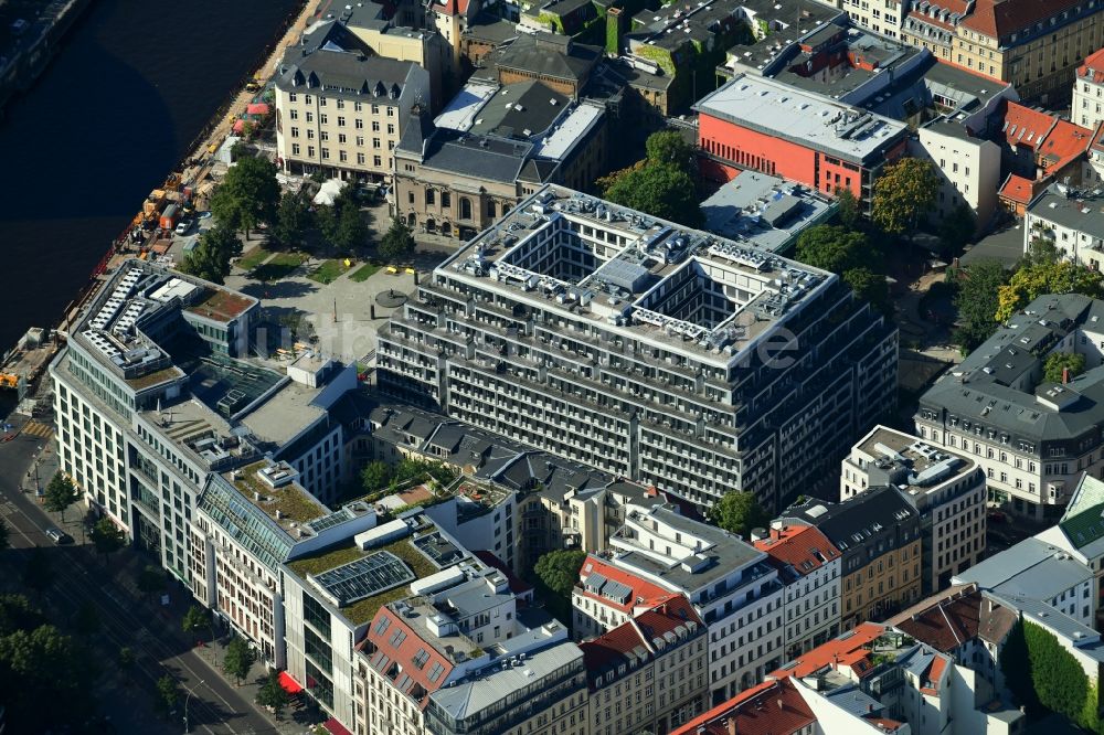 Berlin von oben - Luxus - Wohnungsneubau Immobilienprojekt yoo berlin in Berlin Mitte