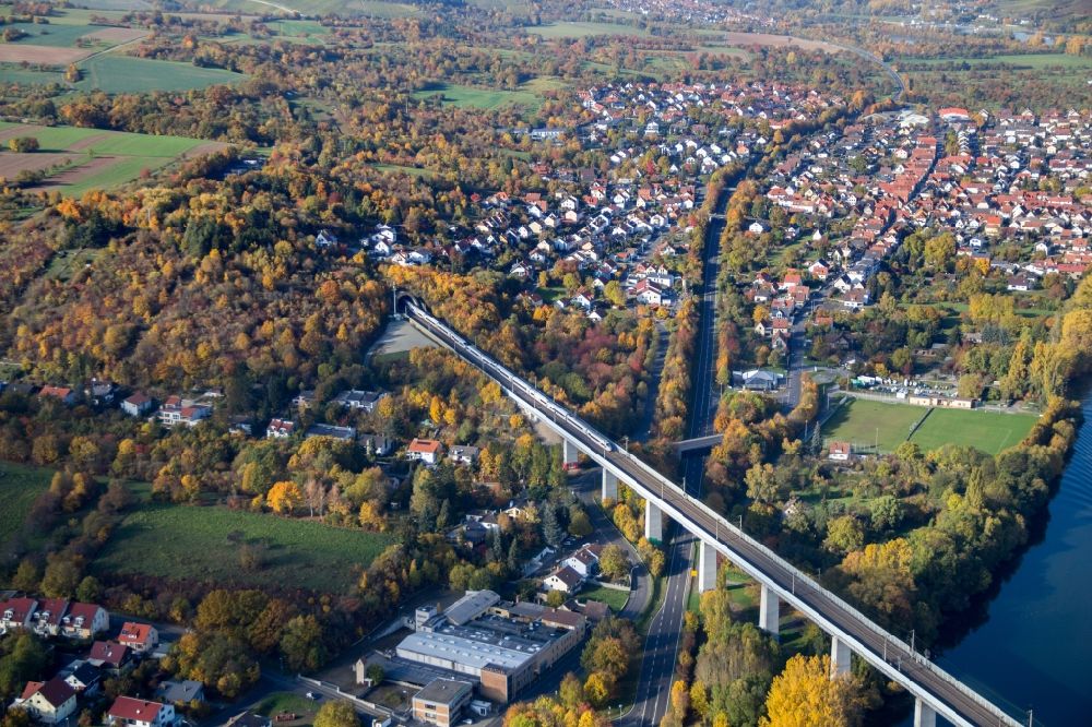 Luftaufnahme Veitshöchheim - Maintalbrücke in Veitshöchheim im Bundesland Bayern
