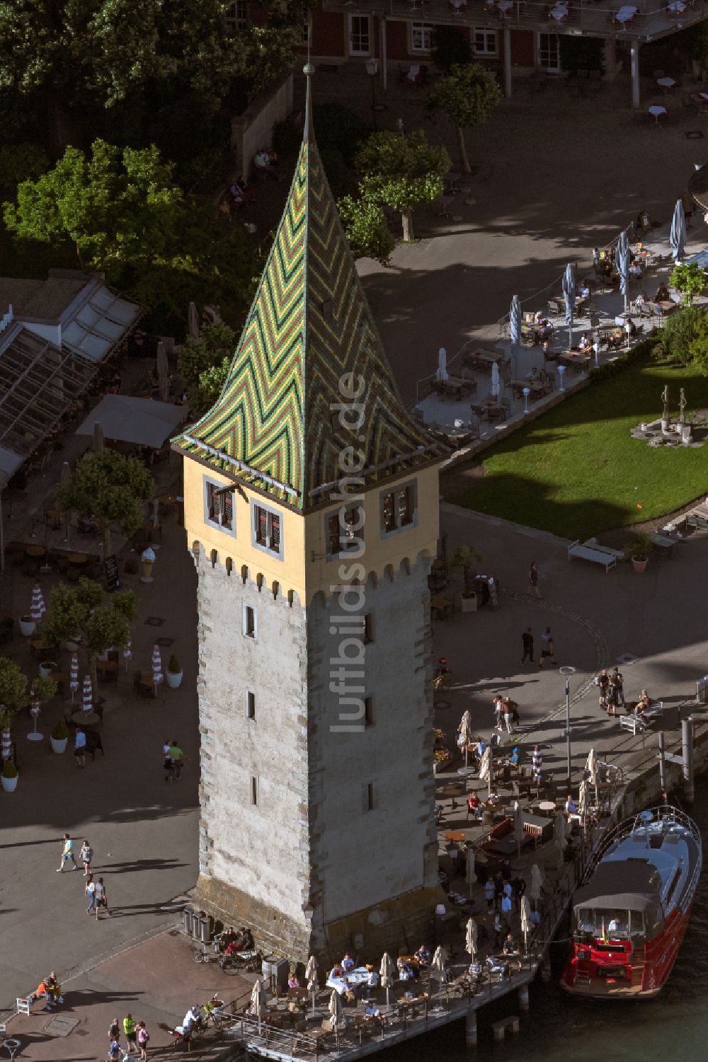 Lindau (Bodensee) von oben - Mangturm in Lindau (Bodensee) im Bundesland Bayern, Deutschland