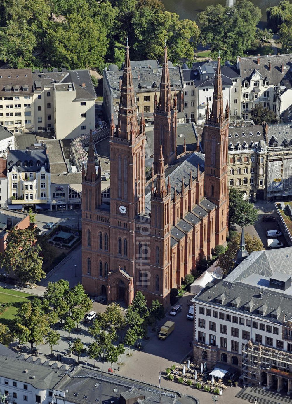 Wiesbaden von oben - Marktkirche Wiesbaden