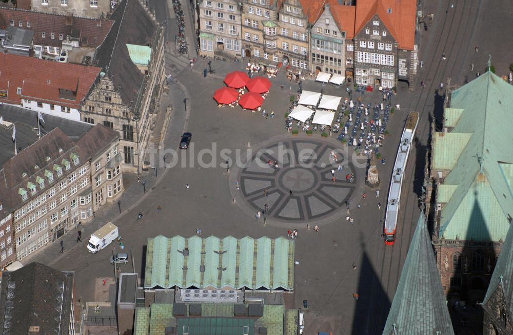 Luftbild Bremen - Marktplatz in der historischen Altstadt von Bremen