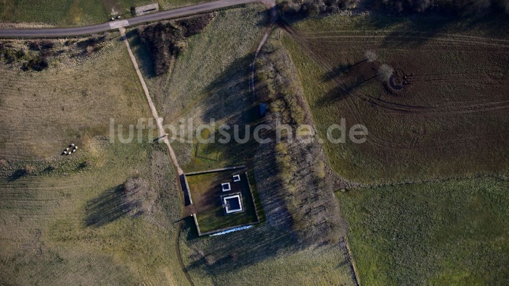 Nettersheim aus der Vogelperspektive: Mauerreste der Görresburg in Nettersheim im Bundesland Nordrhein-Westfalen, Deutschland