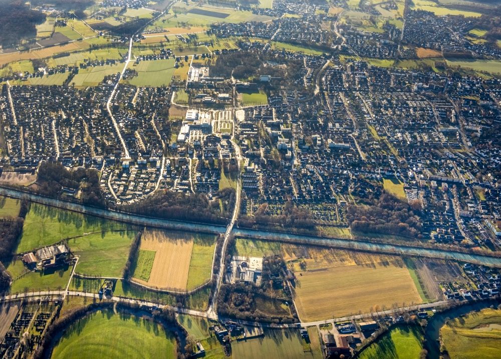Luftaufnahme Hamm - Maxi Center und Westpress Arena und Parkplätze im Ortsteil Werries in Hamm im Bundesland Nordrhein-Westfalen, Deutschland
