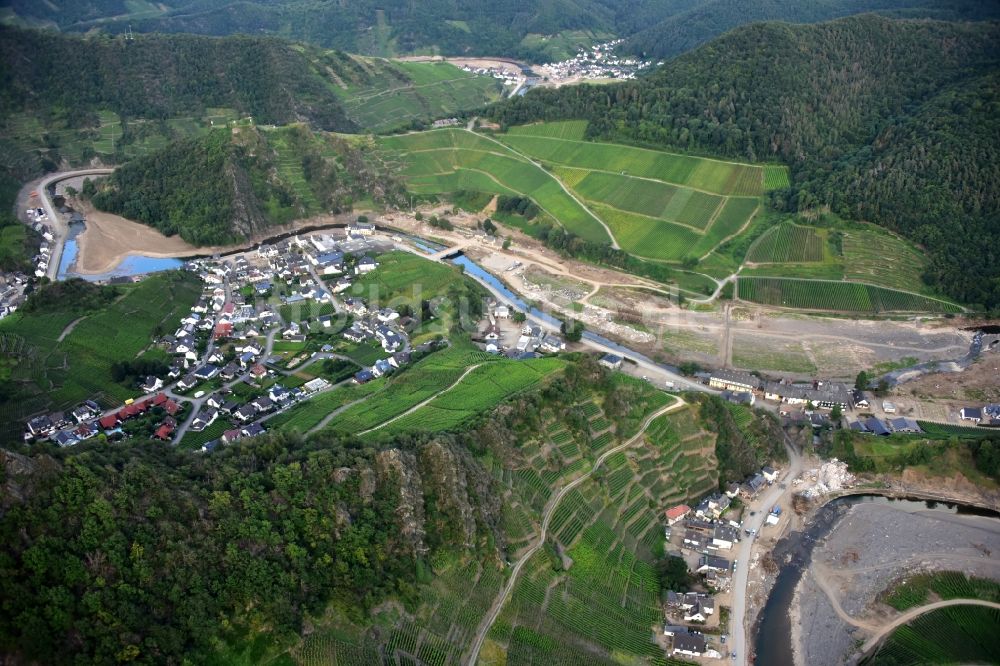 Luftbild Mayschoß - Mayschoß nach der Hochwasserkatastrophe im Ahrtal diesen Jahres im Bundesland Rheinland-Pfalz, Deutschland