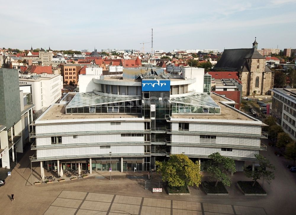 Luftbild Halle (Saale) - MDR- Landesfunkhaus mit der Konzerthalle Händelhalle auf der Spitze in Halle ( Saale ) im Bundesland Sachsen-Anhalt